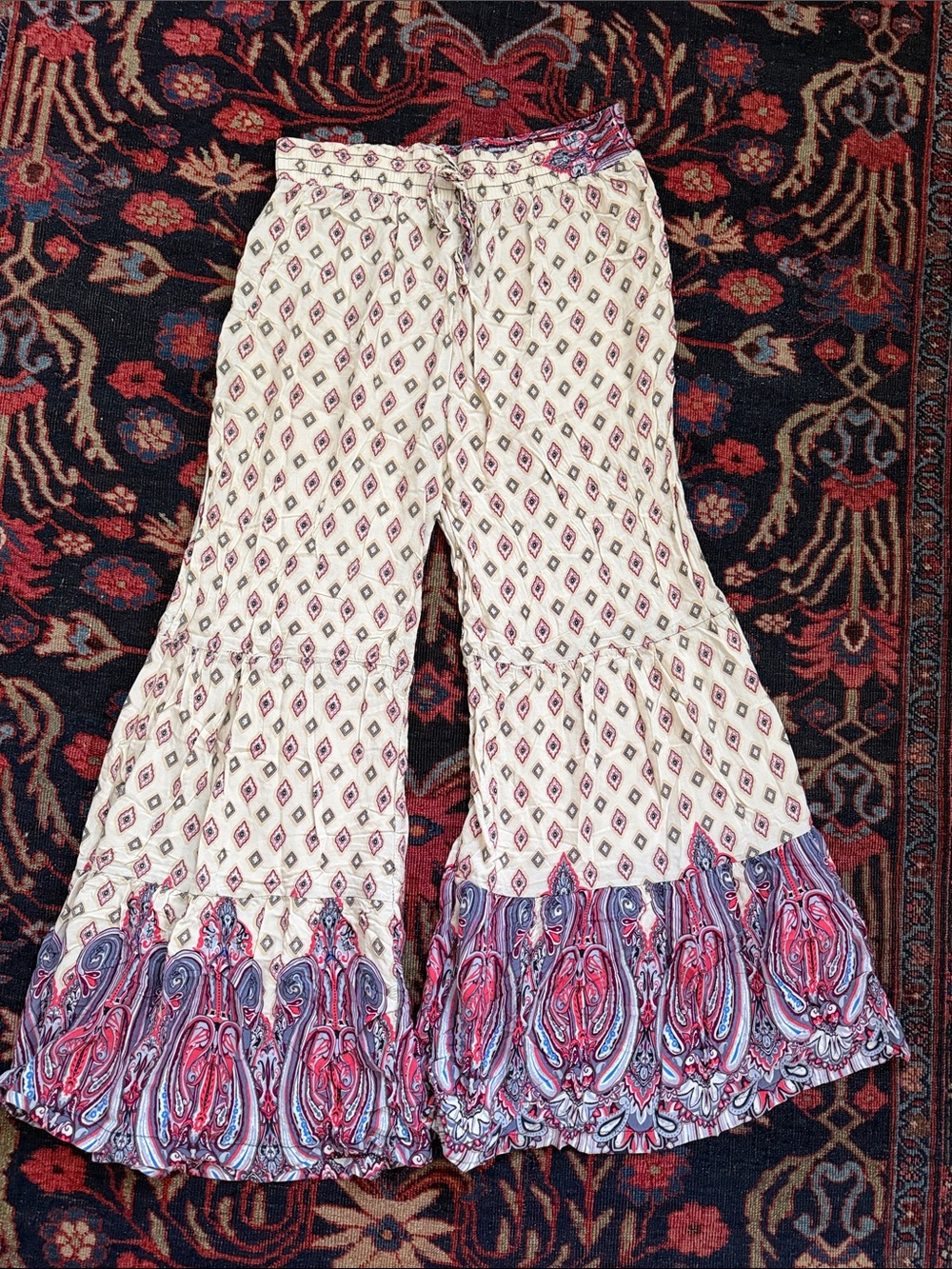 dELiA*s Cream Wide-Leg Printed Boho Pants with Pink & Blue Border